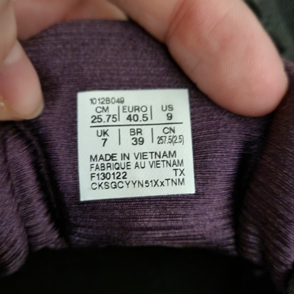 Asics novablast 2 sz 9 - Picture 4 of 6